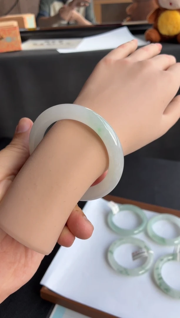 未镶嵌手镯翡翠44号54.3*10.*9.7圆条