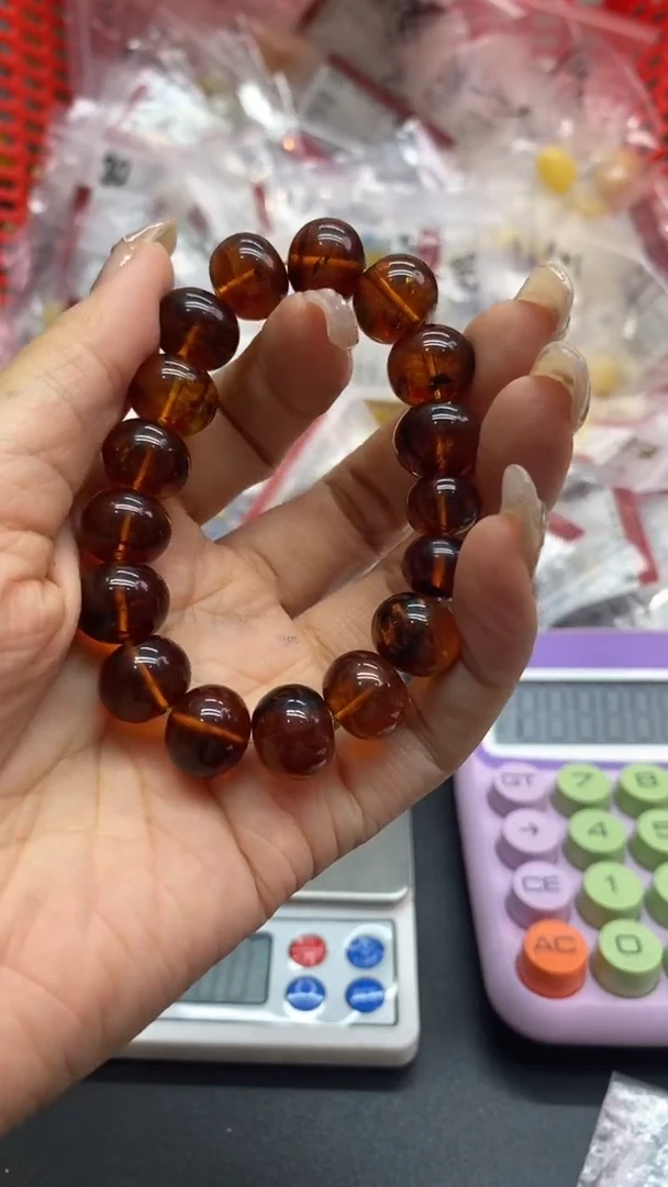 未镶嵌琥珀珠宝奇石901