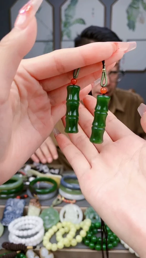 和田玉未镶嵌颈饰多样性发货   拍一单发一个