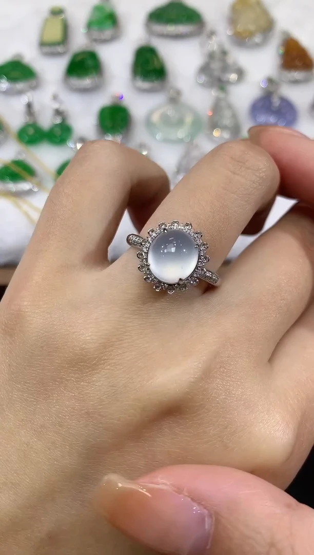 18K金镶嵌戒指翡翠A39