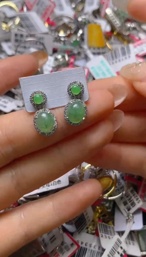 银S925镶嵌戒指翡翠百内无证书