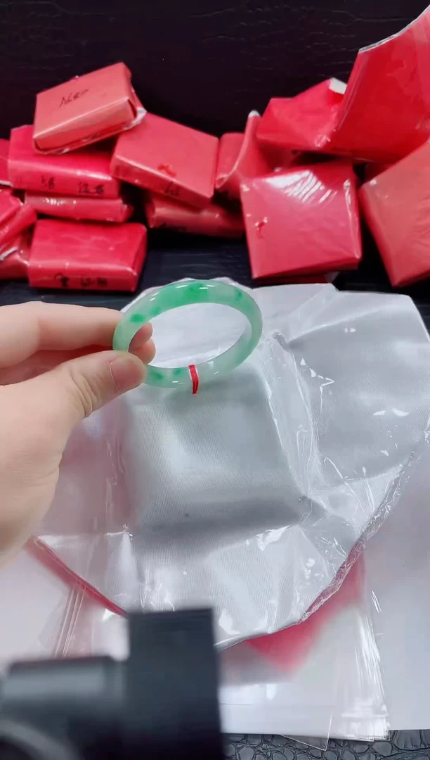 非金属无小哥75号手镯52.7圈口