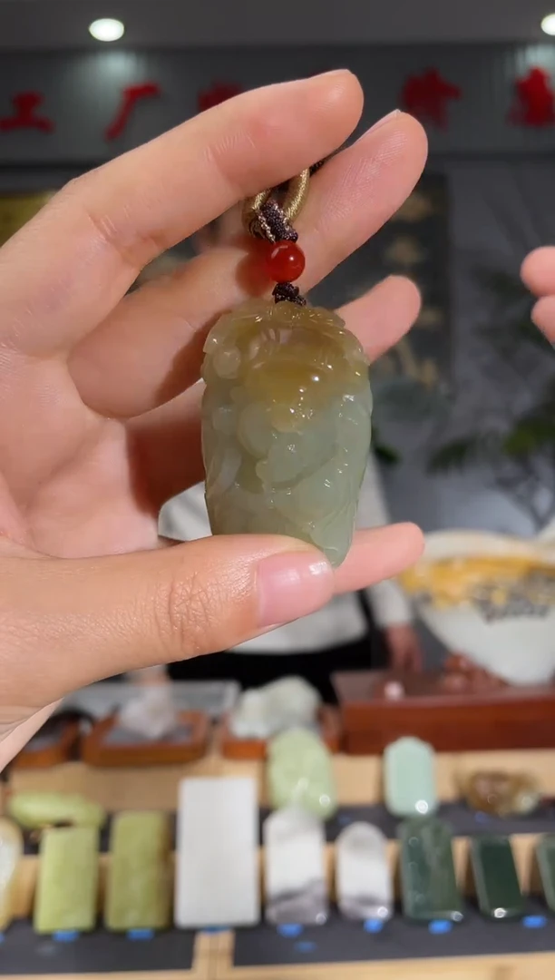 【闪购商品】和田玉颈饰未镶嵌拍一发一 多样性发货