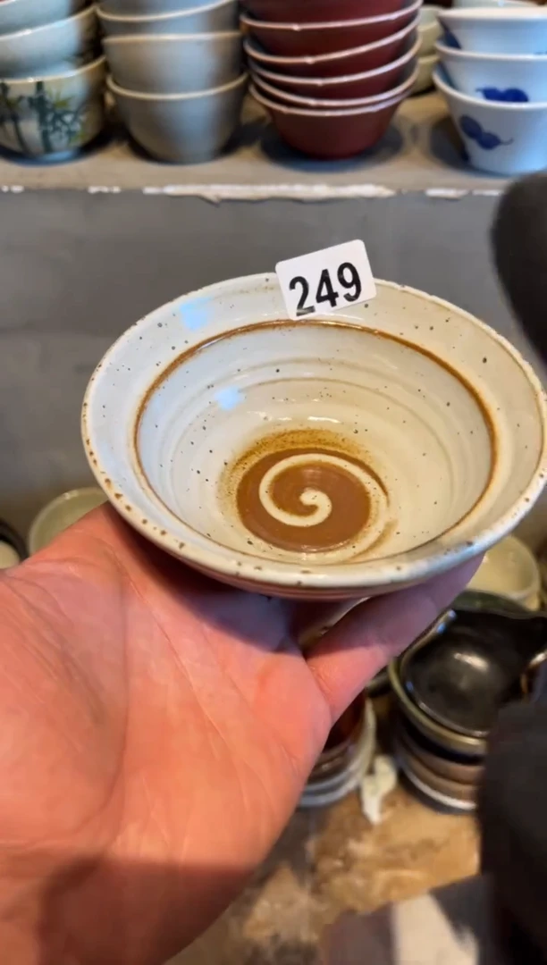 【闪购商品】瓷片249，白麻点双圆碗米饭碗