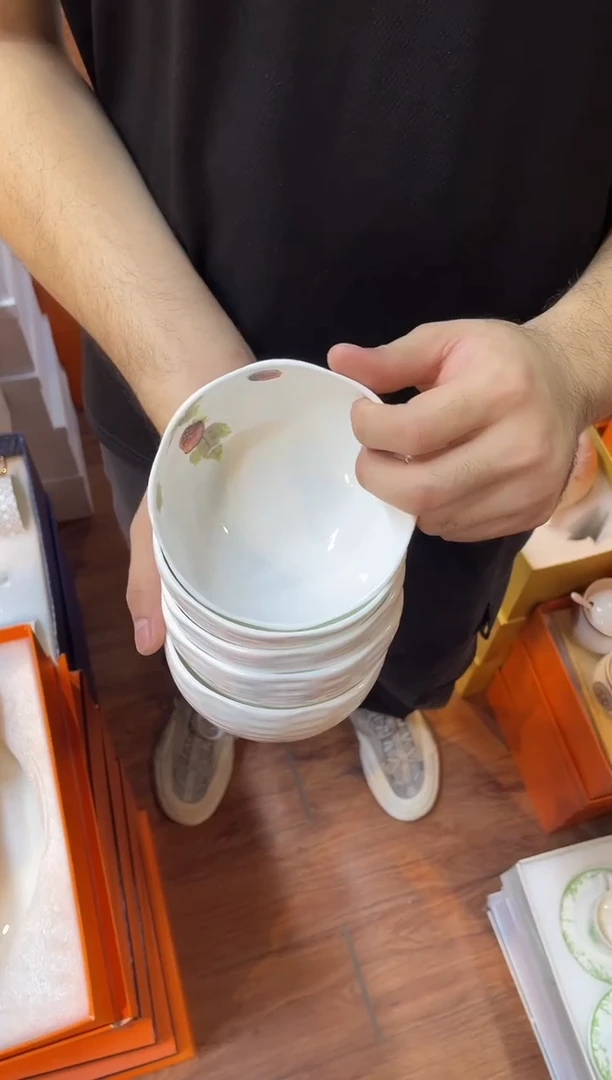杯鸿辉家品牌瓷器，京东包邮！