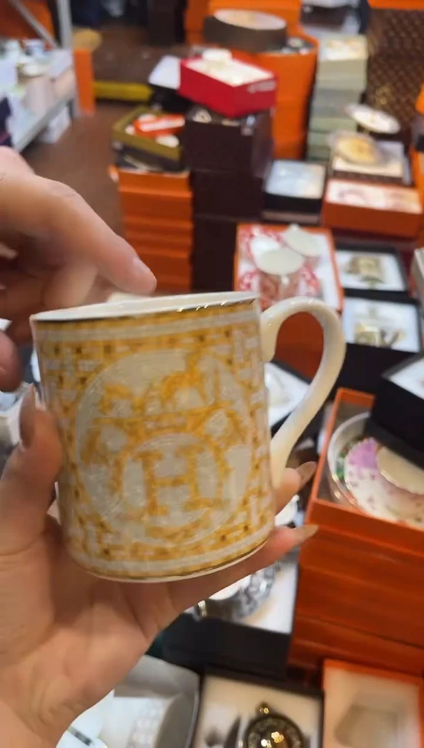 杯鸿辉家品牌瓷器，京东包邮！