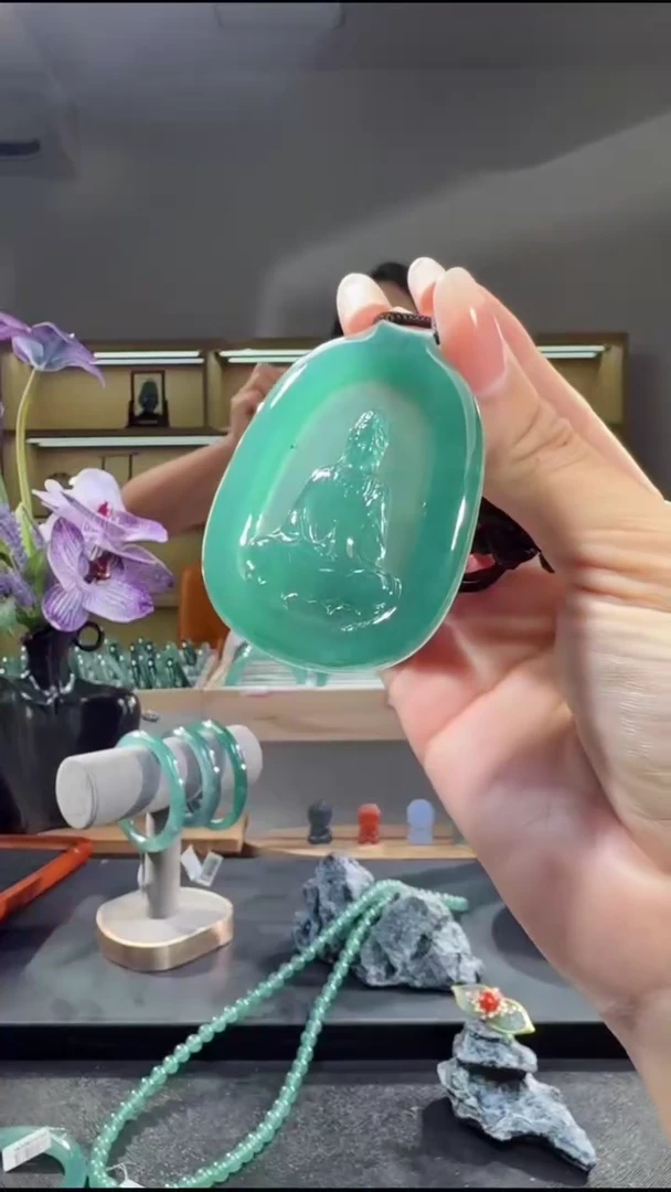 吊坠(不含链)未镶嵌翡翠观音