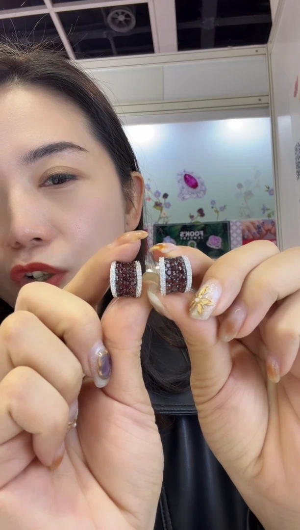 银S925镀金镶嵌耳扣定制石榴石拼镶石榴耳扣