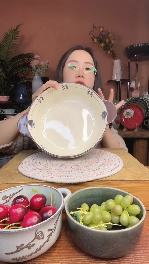 陶瓷10英寸手绘双耳汤碗 微瑕疵