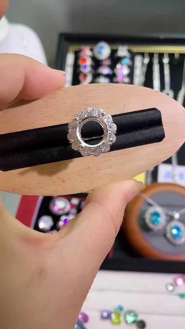 锆石铜合金19号 12*12圆形 空托