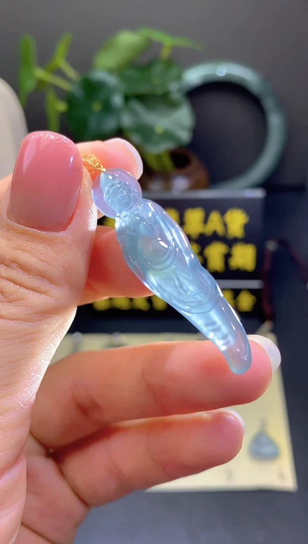 翡翠未镶嵌颈饰翡翠吊坠