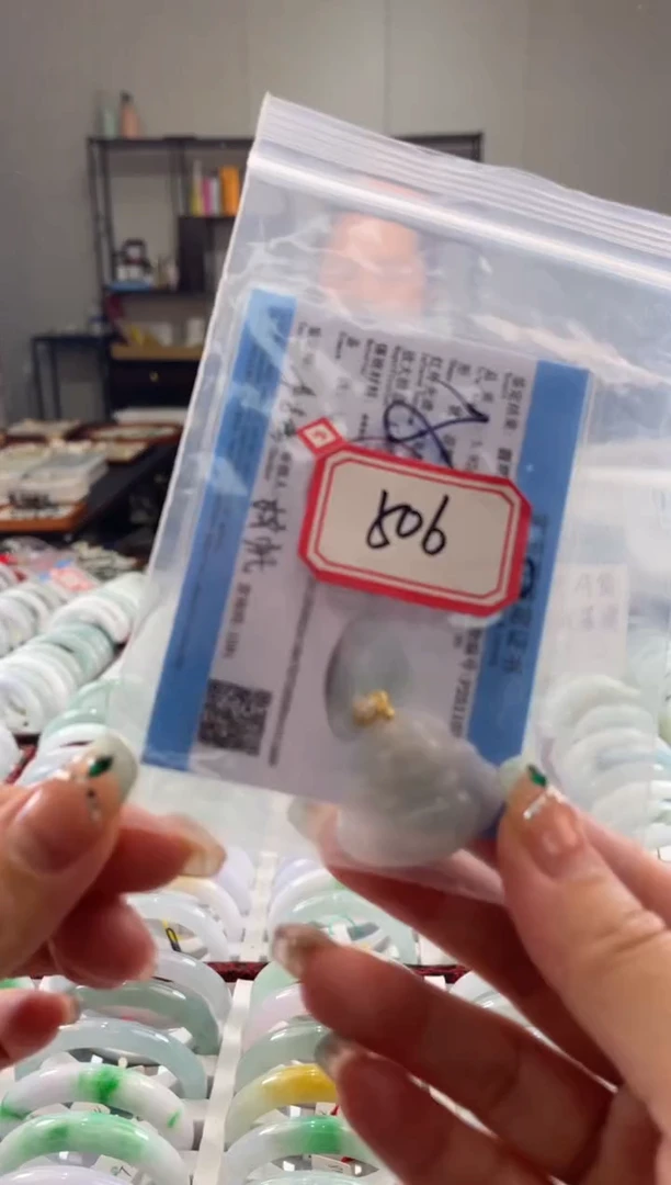 颈饰未镶嵌翡翠多样性发一