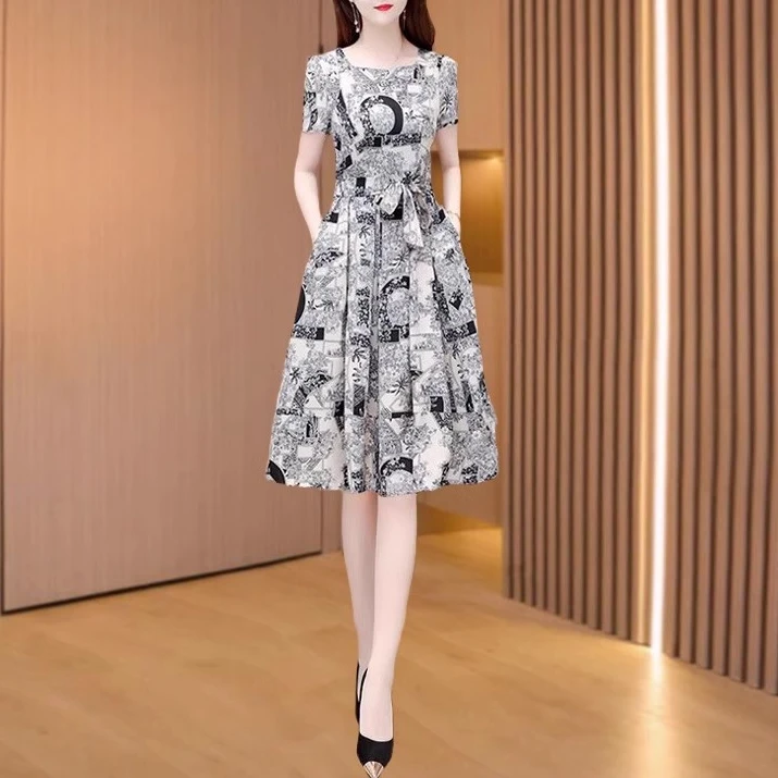 拉夏贝尔小个子女装连衣裙2025新款夏洋气质高端精致奢华印花裙子