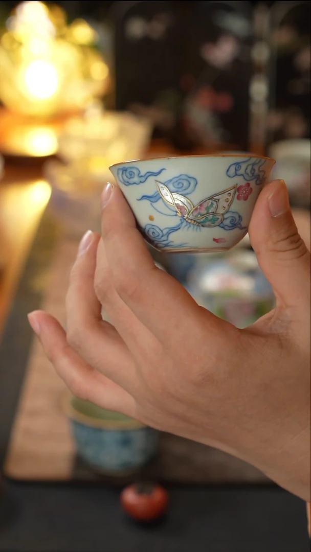 金银蝴蝶主人杯金银蝴蝶主人杯