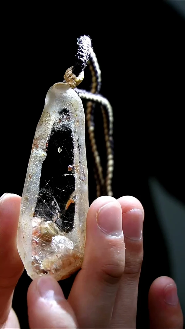 吊坠(赠链)未镶嵌水晶水晶