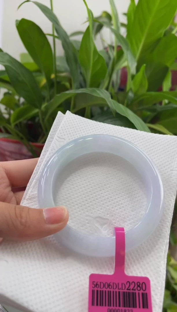 翡翠手镯未镶嵌201手镯56.5