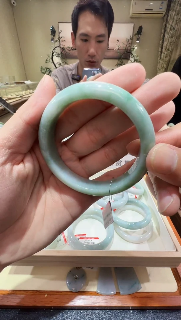 纯天然缅甸A货翡翠手镯55-56mm-9043号