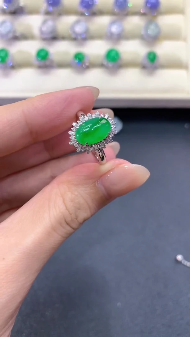 【闪购商品】翡翠戒指18K金镶嵌a276