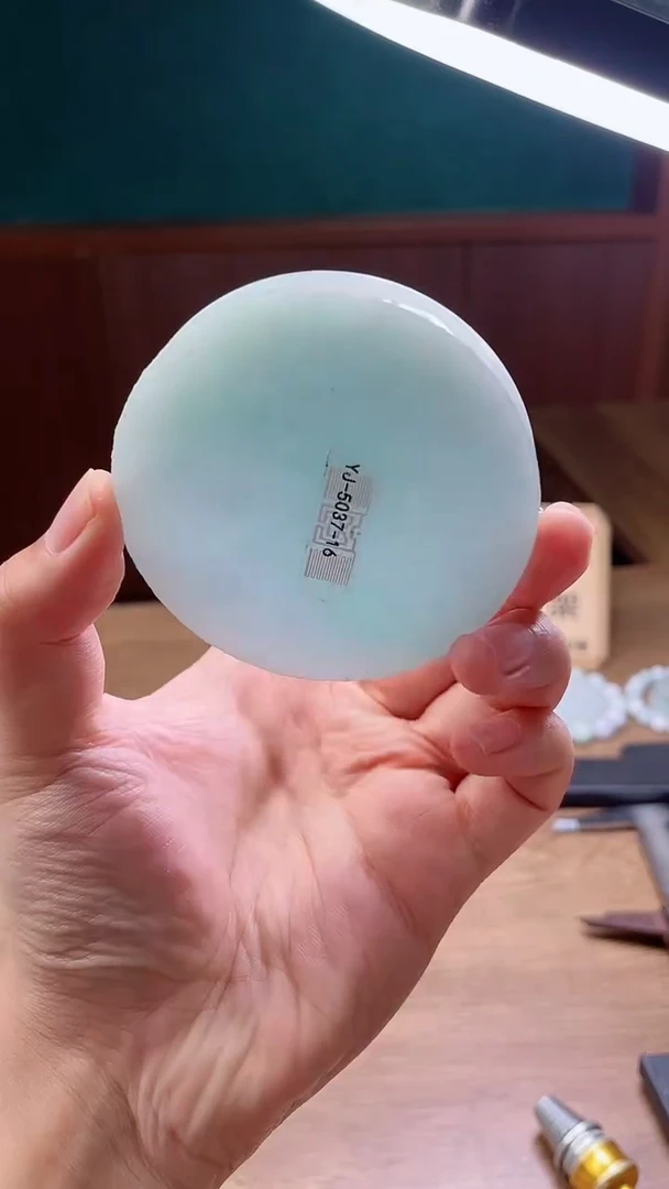 定制翡翠手镯未镶嵌定制