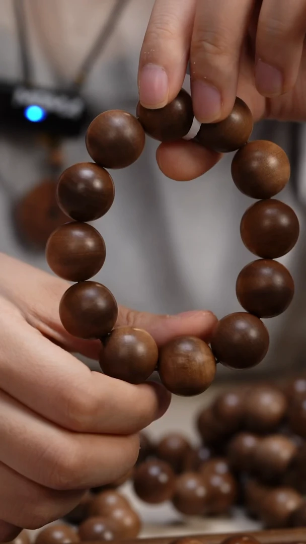 檀香木手串/手链落*老山檀香2.0圆珠单圈风化瑕疵