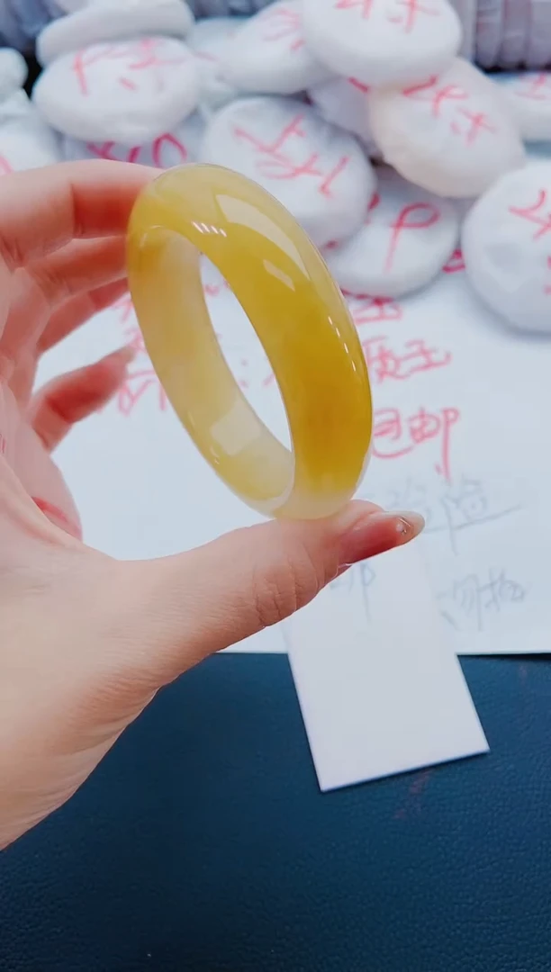 未镶嵌手镯石英质玉K78-56-57