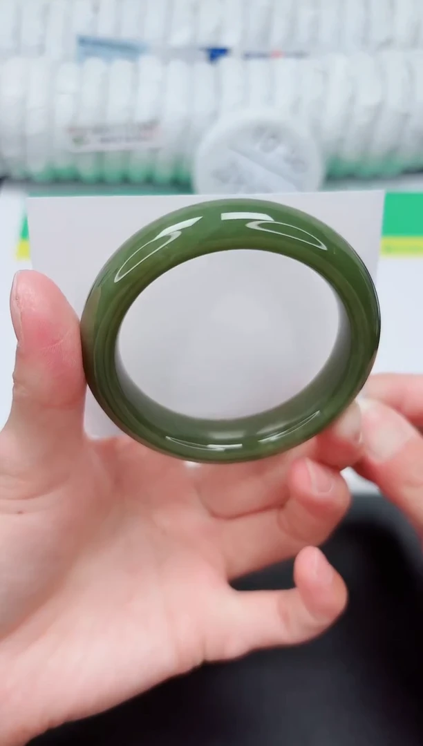 和田玉手镯未镶嵌193-53.4