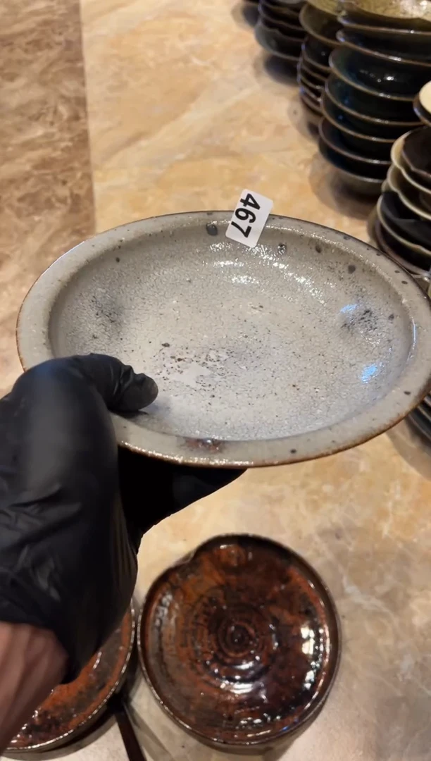 【闪购商品】瓷片467粉引粗陶平沿锅盘