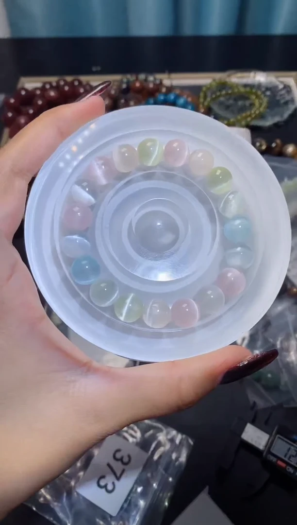 【闪购商品】水晶手串未镶嵌透石膏编号373