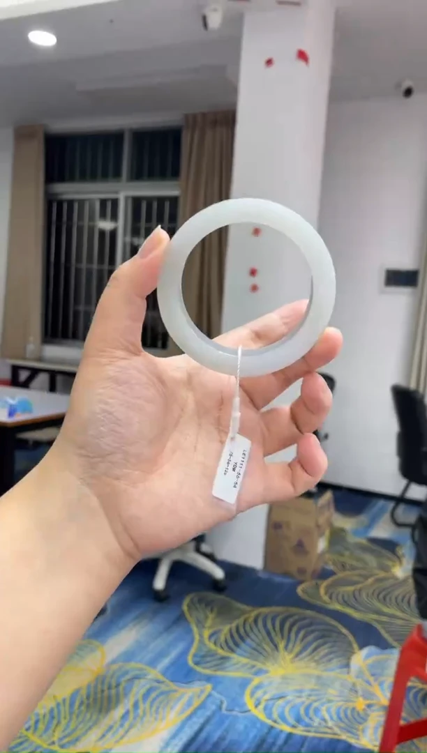 未镶嵌手镯定制翡翠糕*定制手镯WJFC/DZS1