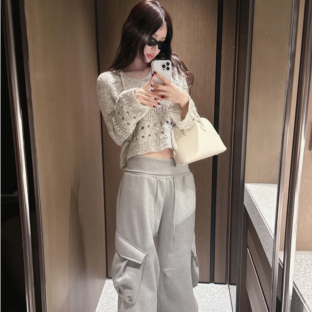 法式镂空针织衫女秋冬设计感短款上衣百搭高腰休闲口袋工装长裤子
