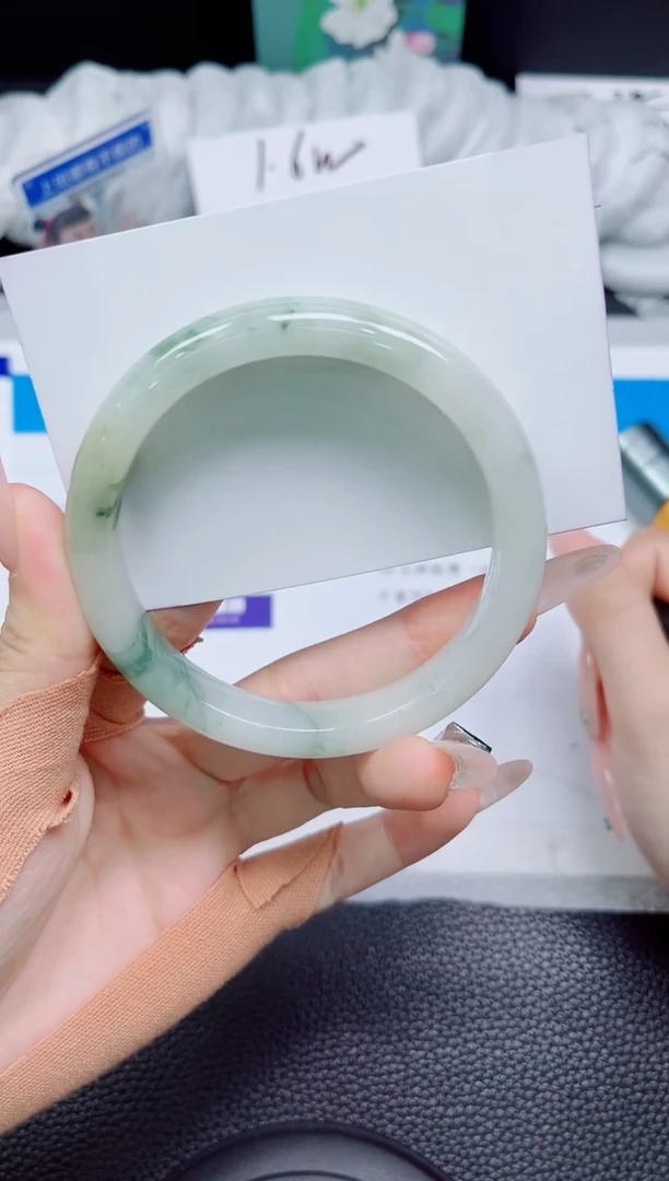 石英质玉手镯未镶嵌252-60