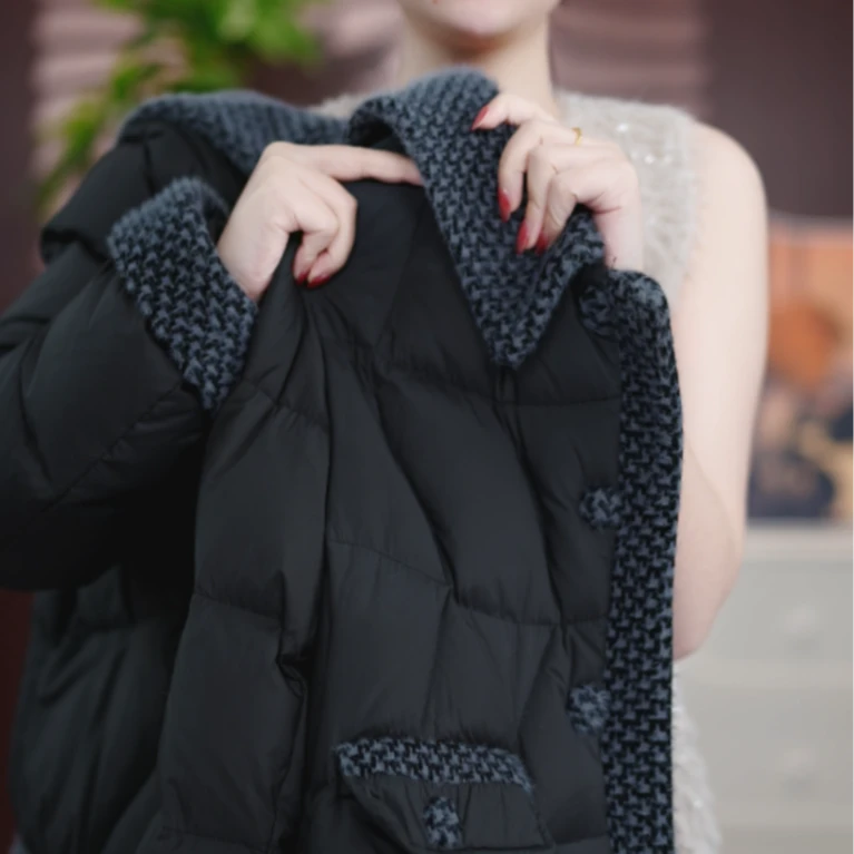 【进口品质】四季青2025新款时尚气质加厚保暖羽绒服外套d318薇薇