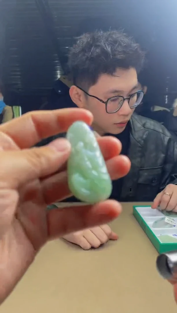 【闪购商品】定制翡翠未镶嵌         1755