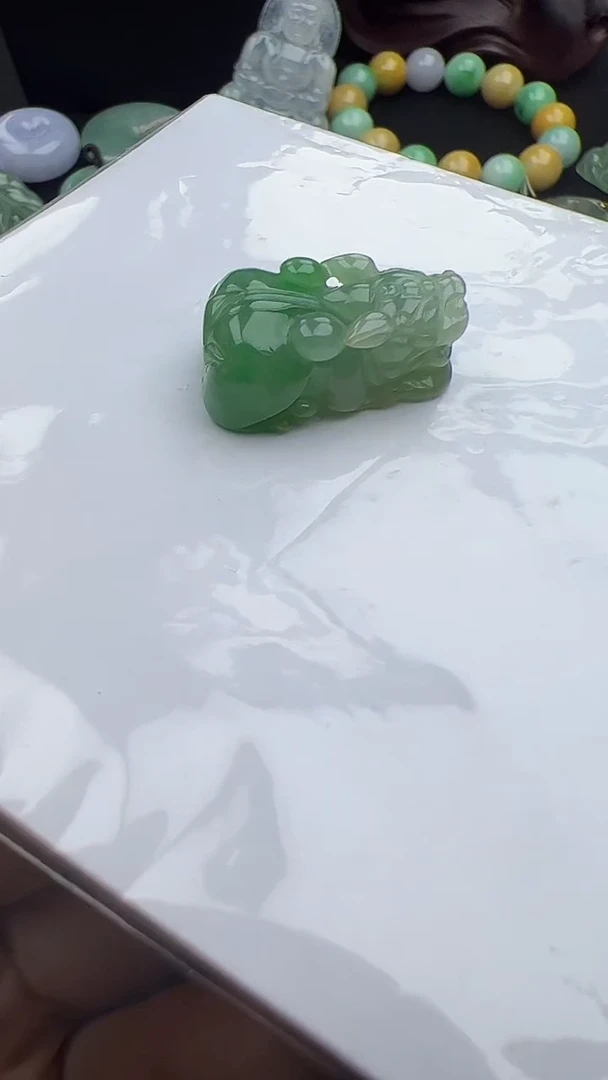 未镶嵌挂件翡翠貔貅