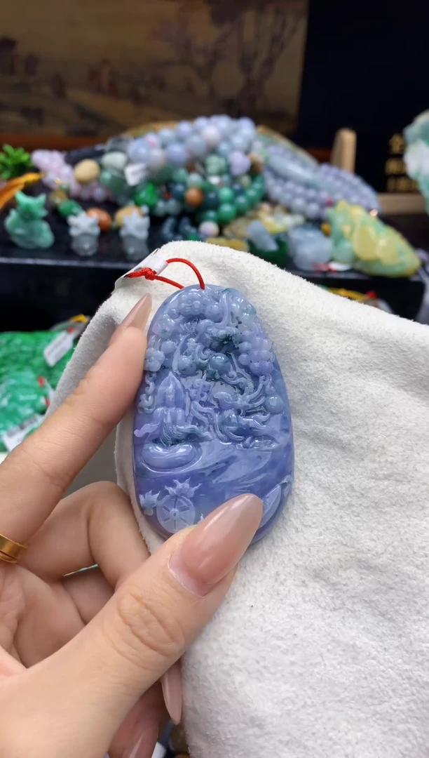 颈饰未镶嵌翡翠斯*天然A货翡翠