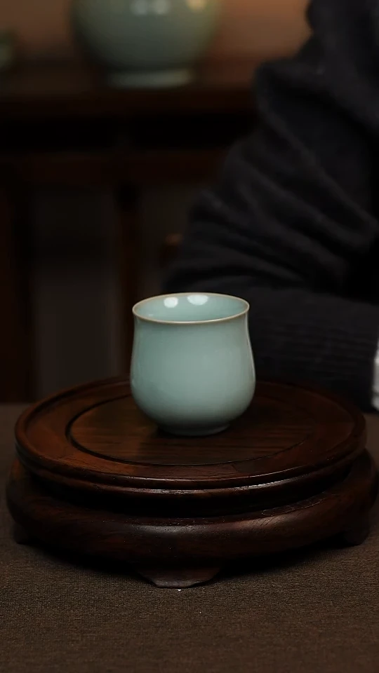 瓷片天青色全手工玉兰杯120ml微瑕不带礼盒