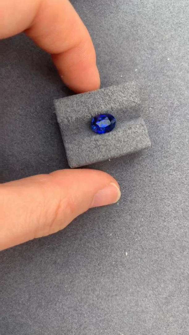 【闪购商品】蓝宝石裸石未镶嵌2.5ct蓝宝石