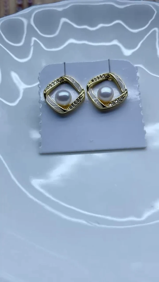 未镶嵌耳饰淡水珍珠耳钉多样性发其一