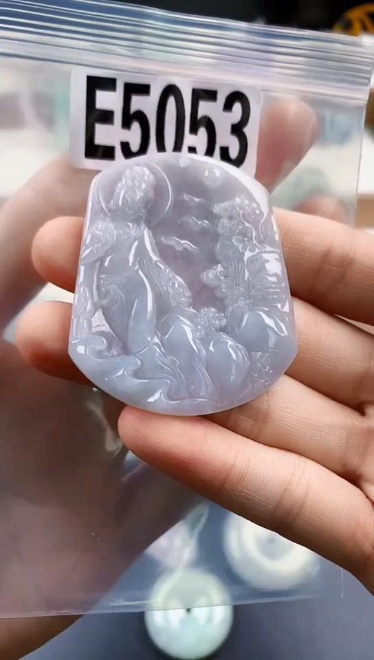 颈饰未镶嵌翡翠天然翡翠吊坠挂件