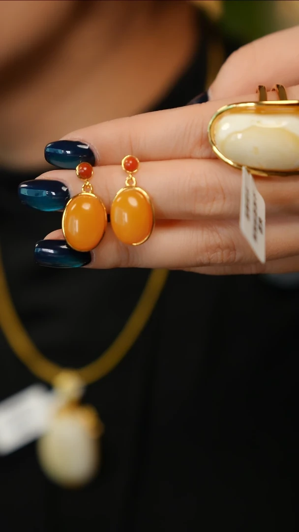 蜜蜡银S925镶嵌耳饰老蜡耳坠