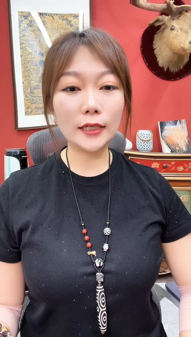 玛瑙/玉髓（覆膜）颈饰未镶嵌龙6眼