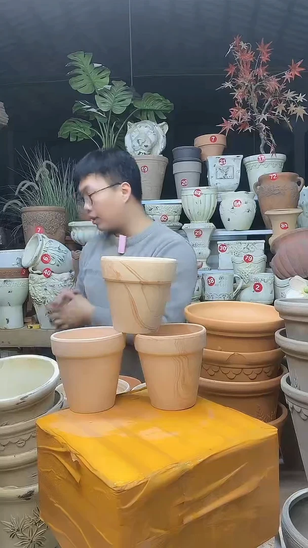 【闪购商品】缸3个10*10（红白）陶玛琪朵无托无托