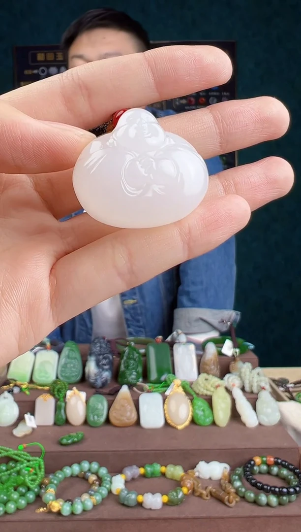 【闪购商品】石英质玉颈饰未镶嵌 多样性发货 拍一单发一个