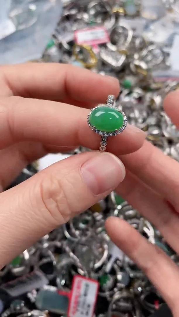 银S925镶嵌戒指翡翠555             9