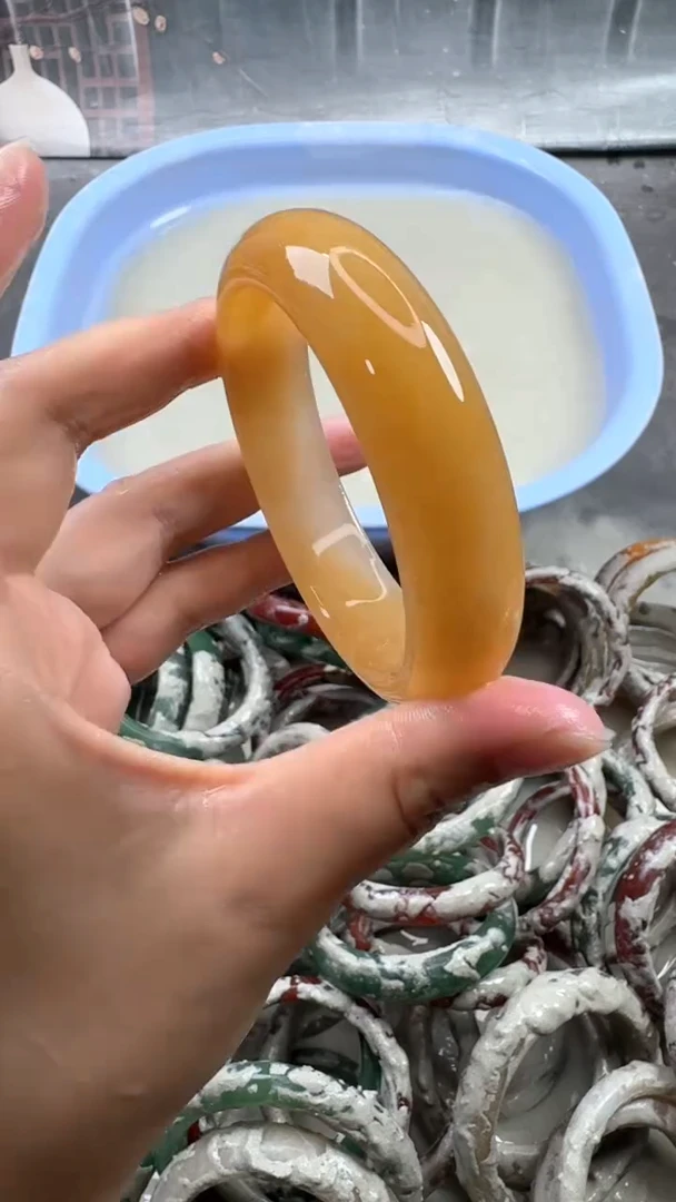 石英质玉手镯未镶嵌22