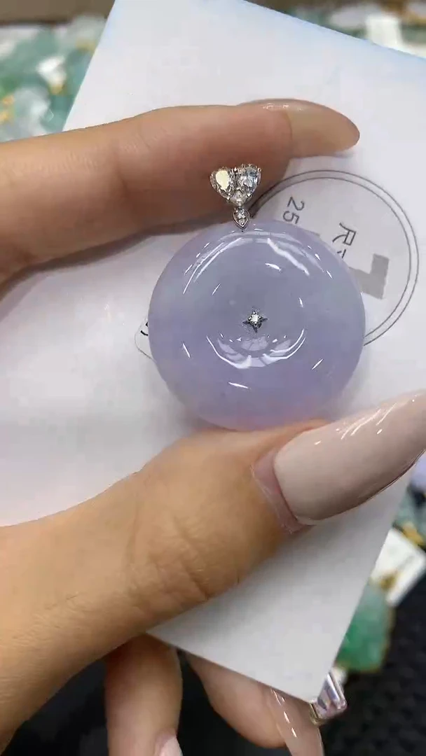 颈饰18K金镶嵌翡翠111111111111