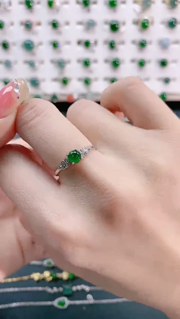 【闪购商品】翡翠戒指银S925镶嵌天然翡翠