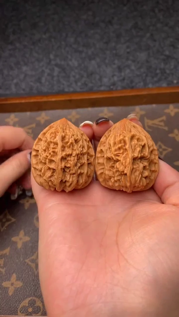 把件文玩核桃b318号40尺鸡心