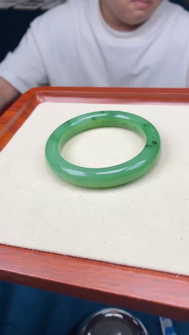 定制和田玉天然和田玉（拍一发一)