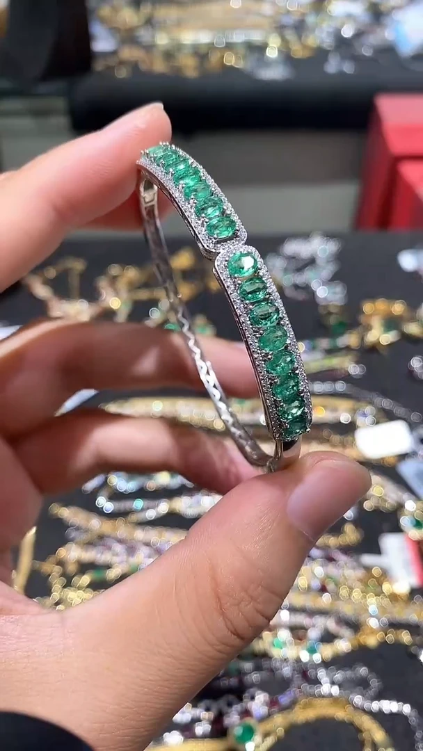 祖母绿手镯银S925镶嵌手镯